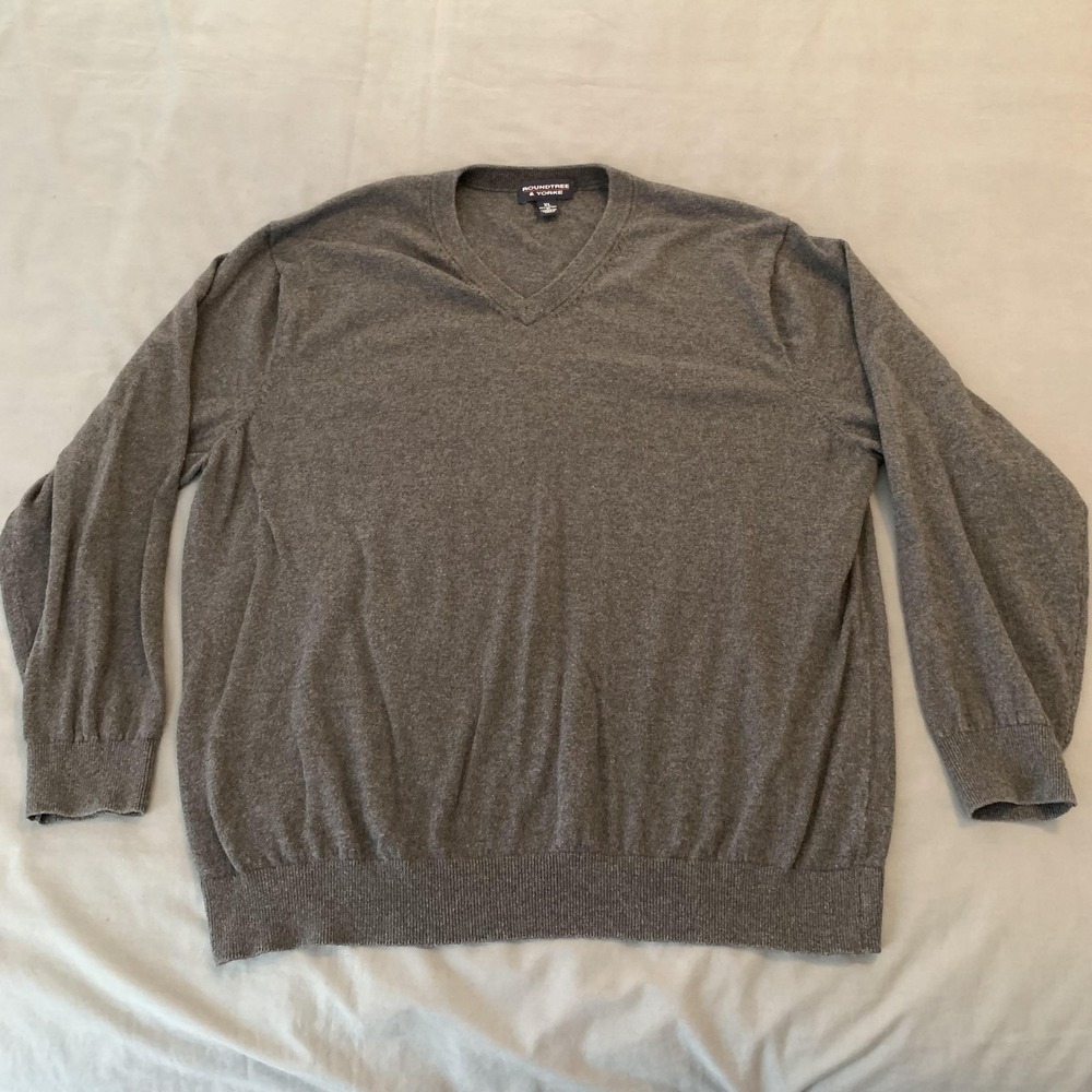 Roundtree & Yorke Sweater Mens XL Gray V Neck Cotton Cashmere Knit‎ Pullover